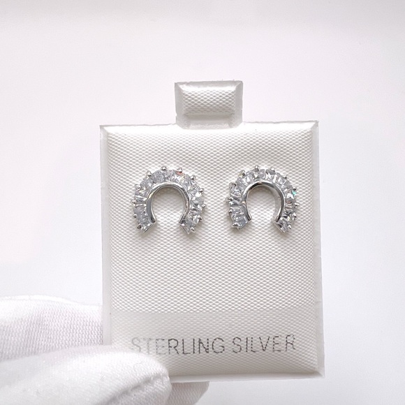 .925 Sterling Silver Cz Horseshoe Earrings - Picture 5 of 12